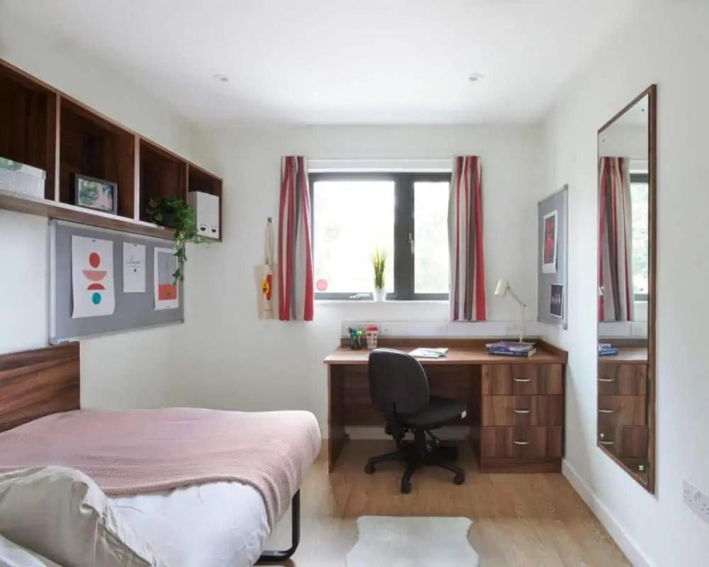 Zeni 5 Bed Apartment In Central 엑서터 외부 사진